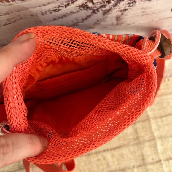 VERA BRADLEY Lighten Up Drawstring Mini Crossbody - Picture 3 of 3